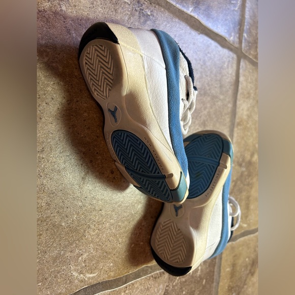 Michael Jordan Retro baby blue basketball shoes size 7.5c baby toddler - Picture 4 of 6